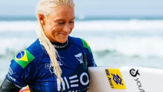 Imagem ilustrativa da imagem Surfista Tatiana Weston-Webb tem permanência no CT 2024 confirmada na Austrália