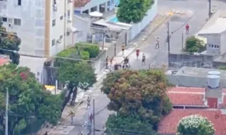 Imagem ilustrativa da imagem Antes de a bola rolar, rapaz fica ferido em briga de torcidas na Zona Sul do Recife