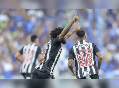 Imagem ilustrativa da imagem Atlético-MG vira pra cima do Cruzeiro e conquista pentacampeonato mineiro