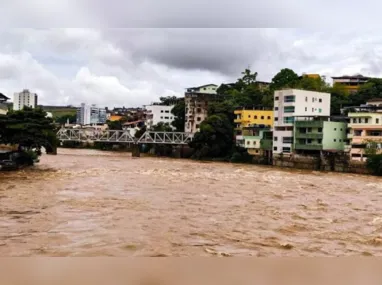 Ponte sobre rio Muqui do Sul: interdição total