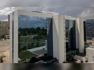 Navio-plataforma da Petrobras em construção no Estaleiro Jurong Aracruz: nova negociação bem encaminhada