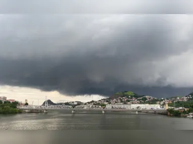 Chuva de granizo em Cariacica