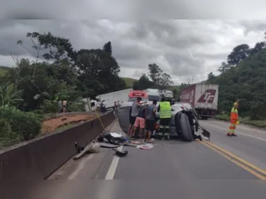 Garçonete estava com o filho no colo quando foi baleada