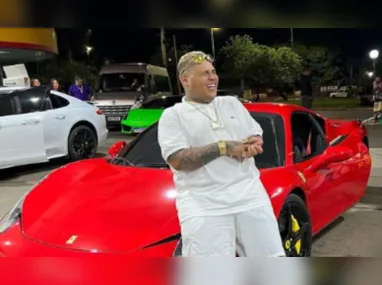 Imagem ilustrativa da imagem Funkeiro MC Ryan tem Ferrari apreendida e é levado a sede da PF