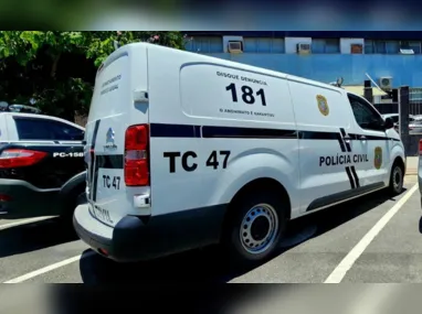 Táxi foi usado pelos criminosos para realizar um ataque em um morro vizinho