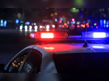 Policial federal durante blitz  na rodovia ES-080, em Cariacica