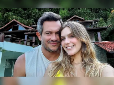 Imagem ilustrativa da imagem Isabella Santoni anuncia casamento com empresário Henrique Blecher