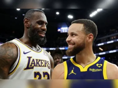 Imagem ilustrativa da imagem LeBron e Curry integram equipe olímpica de basquete dos EUA para Paris 2024