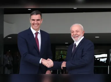 Imagem ilustrativa da imagem Lula: Brasil "está pronto" para assinar acordo Mercosul-União Europeia