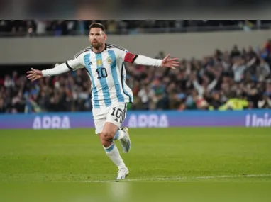 Imagem ilustrativa da imagem Messi abre o jogo sobre Barcelona, PSG e aposentadoria: 'Sou muito autocrítico'