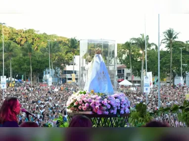 Imagem ilustrativa da imagem Missas, romarias e show: confira a programação do último dia da Festa da Penha