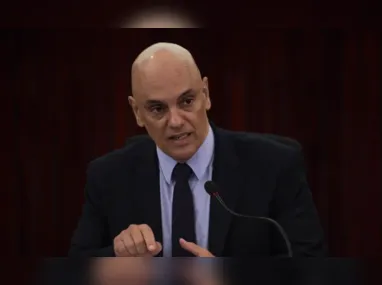 Imagem ilustrativa da imagem Moraes nega pedido de absolvição de homem que arremessou saco de leite em pó na ex