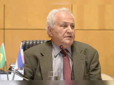 Marconi Perillo, presidente do PSDB, ao lado de Luiz Paulo Vellozo Lucas no evento que lançou a pré-candidatura