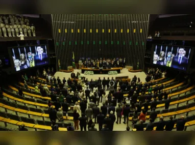 Imagem ilustrativa da imagem Parlamentares da oposição prometem derrubar veto a projeto das 'saidinhas'