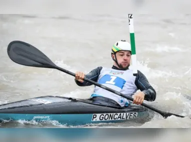 Imagem ilustrativa da imagem Pepê Gonçalves ganha seletiva do Pré-Olímpico de Canoagem e se garante em Paris