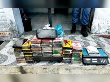 Imagem ilustrativa da imagem Polícia apreende cocaína avaliada em R$ 1,8 milhão no ES