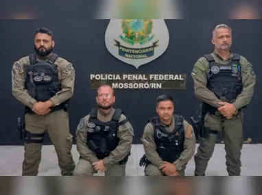 Viatura da Polícia Federal: suspeitos de "pescaria" presos