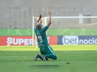 Macário marcou duas vezes na vitória do time alvianil em Águia Branca