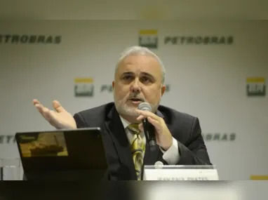 Imagem ilustrativa da imagem Presidente da Petrobras diz que orientação para reter dividendos veio do governo