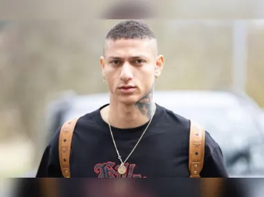 Imagem ilustrativa da imagem Richarlison pede doações para atingidos pela chuva no Sul do ES: "Muito triste"