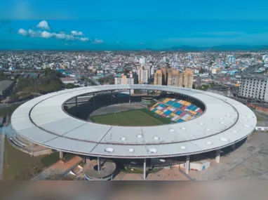 Primeiro jogo, no último domingo, terminou com vitória do time capa-preta