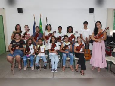 Alunos em  roda de conversa: 
entre os temas debatidos estão convivência, relações sociais e respeito às diversidades