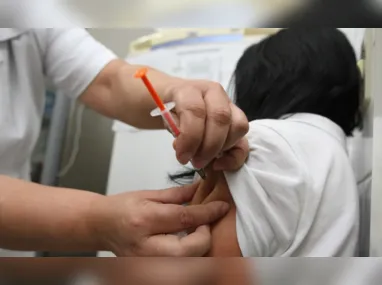 Imagem ilustrativa da imagem Vacina da gripe está disponível na rede privada a partir de R$ 98