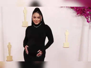 Imagem ilustrativa da imagem Vanessa Hudgens anuncia gravidez no tapete vermelho do Oscar 2024