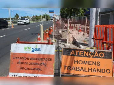 Local na avenida Dante Michelini onde ocorreu acidente que causou prejuízos a moradores e comerciantes