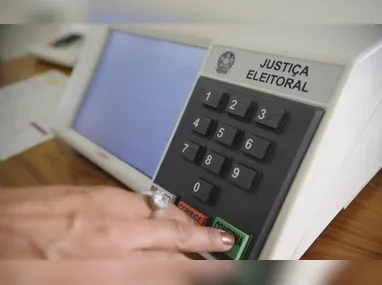 Collor teria “saúde debilitada”.