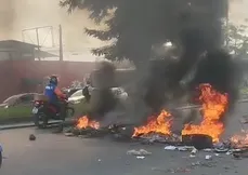 Na manhã desta segunda (12), o trânsito nos dois sentidos da via ficou totalmente congestionado por quase três horas