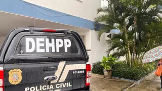 Imagem ilustrativa da imagem Mãe e padrasto são presos após criança ser levada morta para UPA de Vila Velha