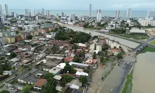 Imagem ilustrativa da imagem Chuva deve continuar no Grande Recife e Zona da Mata, alerta Apac; risco segue alto