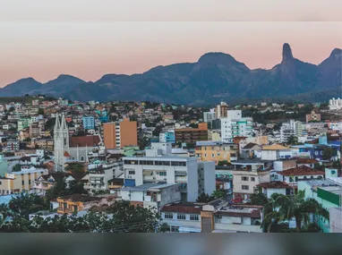 Parque do Ibirapuera, vizinho ao terreno onde serão construídas duas torres com 35 unidades de luxo. Valor Geral de Vendas chega a R$ 600 milhões.