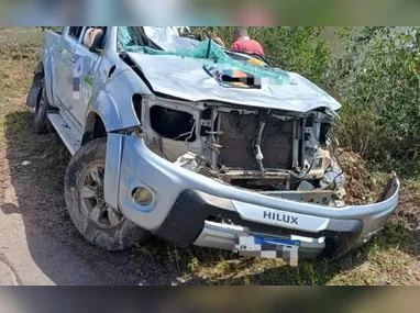 Imagem ilustrativa da imagem Casal francês morre em acidente após vinda para casamento do filho no Brasil