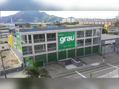 Davi Gisto de Barros, desenvolveu um projeto voltado à produção de bioplástico a partir de algas.