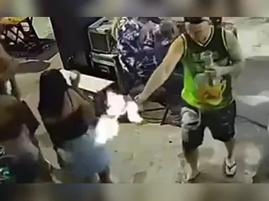 Imagem ilustrativa da imagem Homem morre atingido por tiros à queima roupa durante show de pagode no RJ