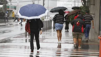 Imagem ilustrativa da imagem ES recebe alerta de queda de temperaturas e frio deve retornar no final de semana