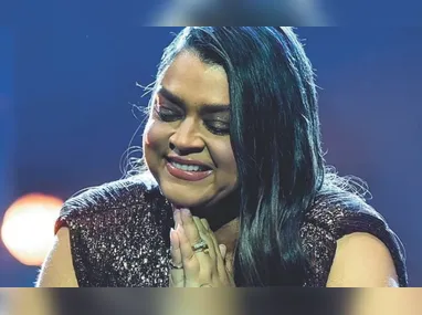 Mulher de Arlindo Cruz desmente boato de morte do cantor