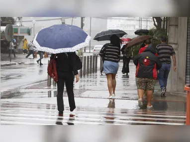 Imagem ilustrativa da imagem ES recebe alerta de queda de temperaturas e frio deve retornar no final de semana