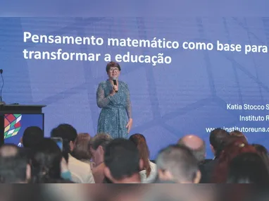 Imagem ilustrativa da imagem Katia Stocco Smole: “Quem avalia demais não tem tempo de dar aula”