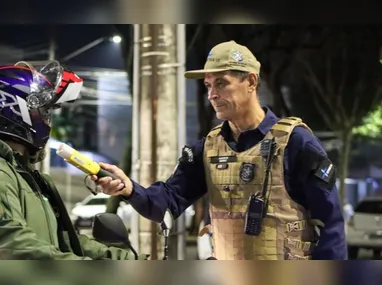 Segundo a Polícia Rodoviária Federal, o trecho da via no sentido Serra - Vitória, ficou parcialmente interrompido