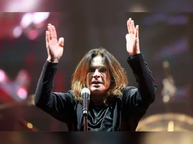 Mulher de Arlindo Cruz desmente boato de morte do cantor