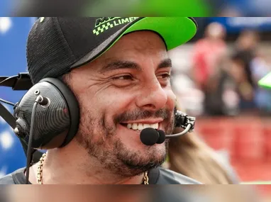 Luis Enrique empurrou o brasileiro logo após o fim da partida