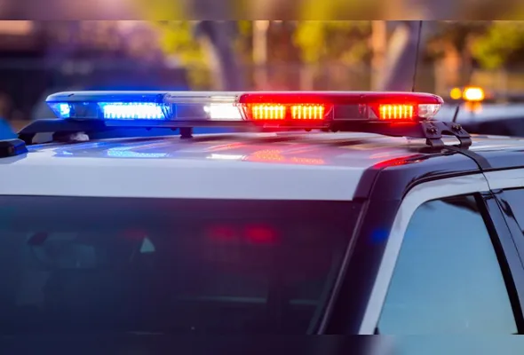 O adolescente foi levado ao hospital por familiares, enquanto a Polícia Militar acompanhava o deslocamento