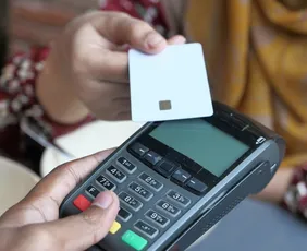 Imagem ilustrativa da imagem Bancos fazem mutirão para limpar nome com até 99% de desconto no ES