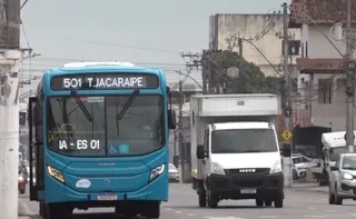 Imagem ilustrativa da imagem Estudante é agredido durante confusão em Transcol na Serra