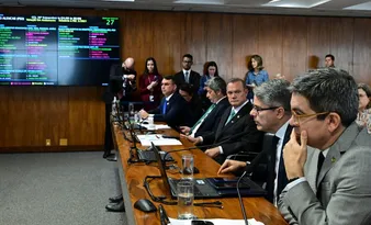 Imagem ilustrativa da imagem O fim da PEC da Blindagem