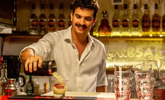 Imagem ilustrativa da imagem Pitú: o sol líquido que aquece ainda mais Pernambuco e conquista a Europa