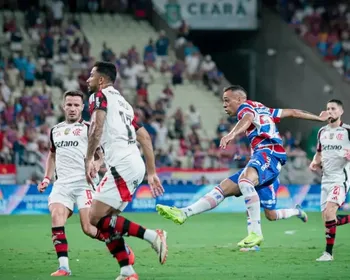 Imagem ilustrativa da imagem Flamengo tropeça e Palmeiras pode abrir na liderança do Brasileirão